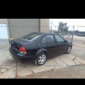 Selling my 2001 Volkswagen Jetta VR6